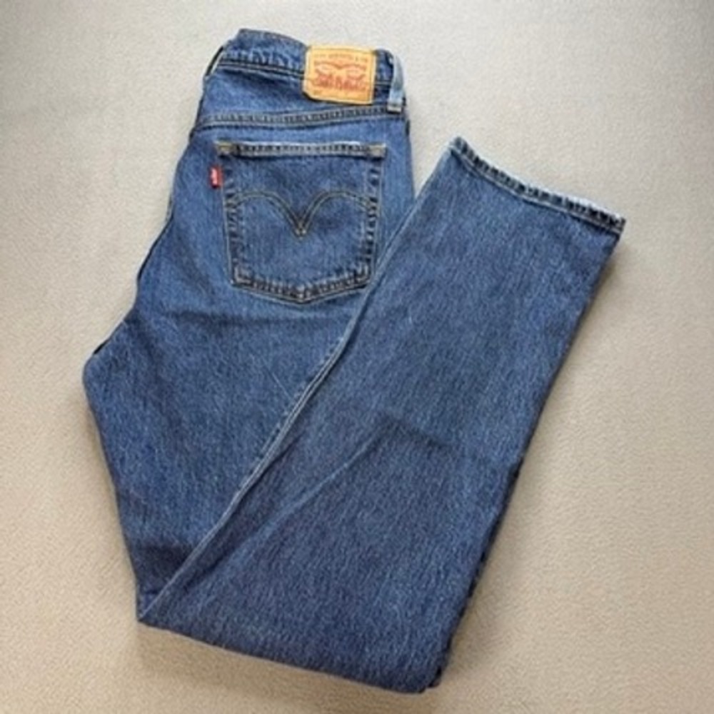 Levis 501 Jeans Straight Leg Womens (FIT 30x31) Blue Denim Button Fly Classic